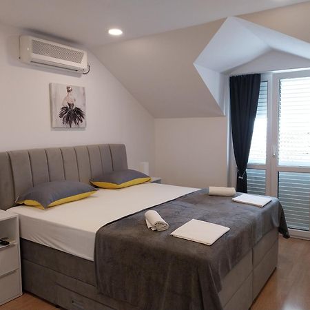 Apartments Rose Loboja 马卡尔斯卡 外观 照片