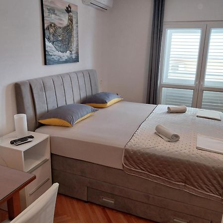 Apartments Rose Loboja 马卡尔斯卡 外观 照片